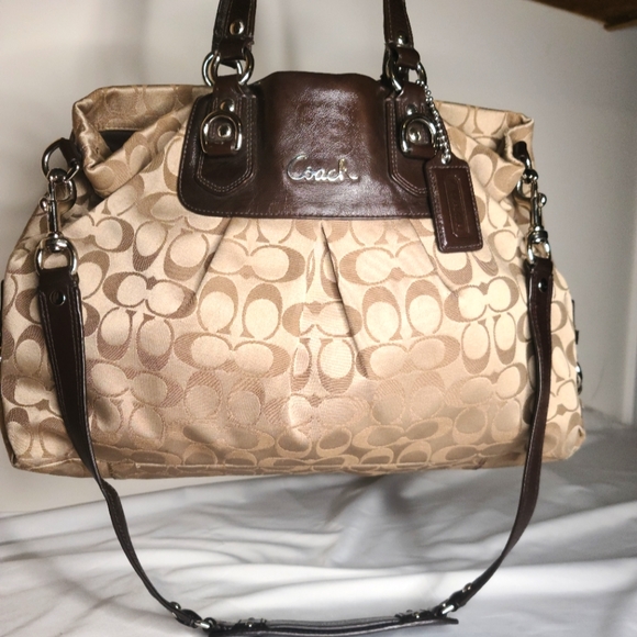 Coach Handbags - Coach Signature Ashley Carryall Bag